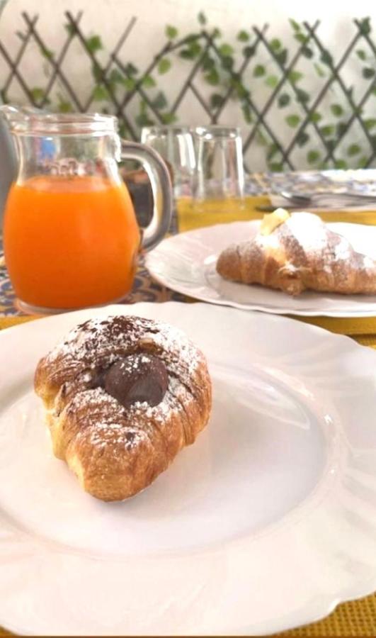 La Rosa Blu Acomodação com café da manhã San Vito Lo Capo Exterior foto